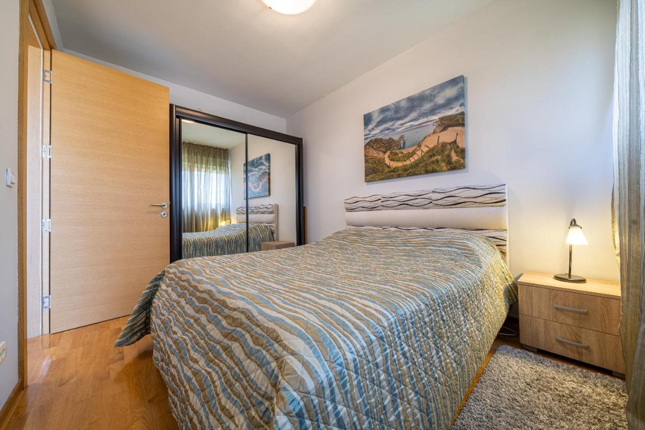 Apartment Sea View In Budva